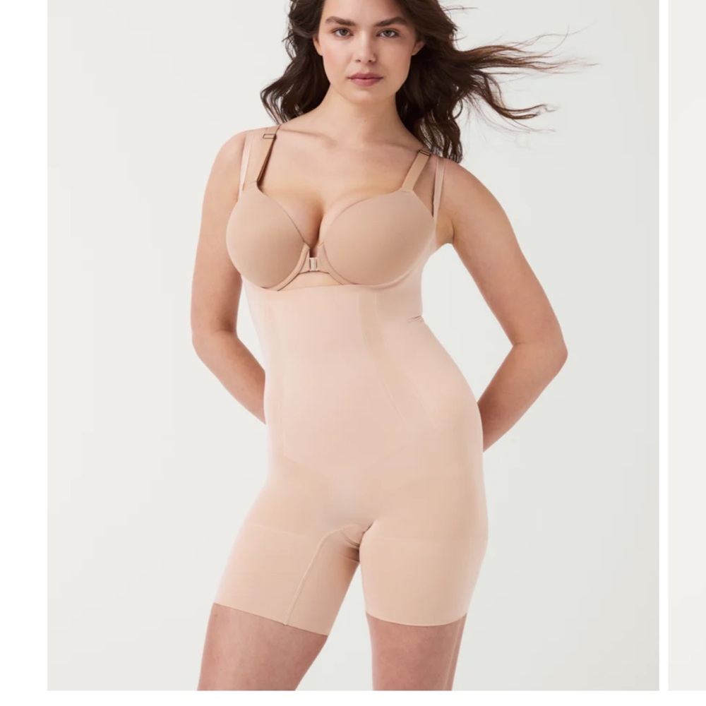 SPANX OnCore Open-Bust Mid-Thigh Bodysuit NWT